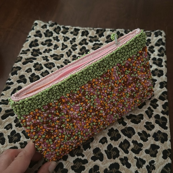 8”x5” beaded wallet - Picture 3 of 3